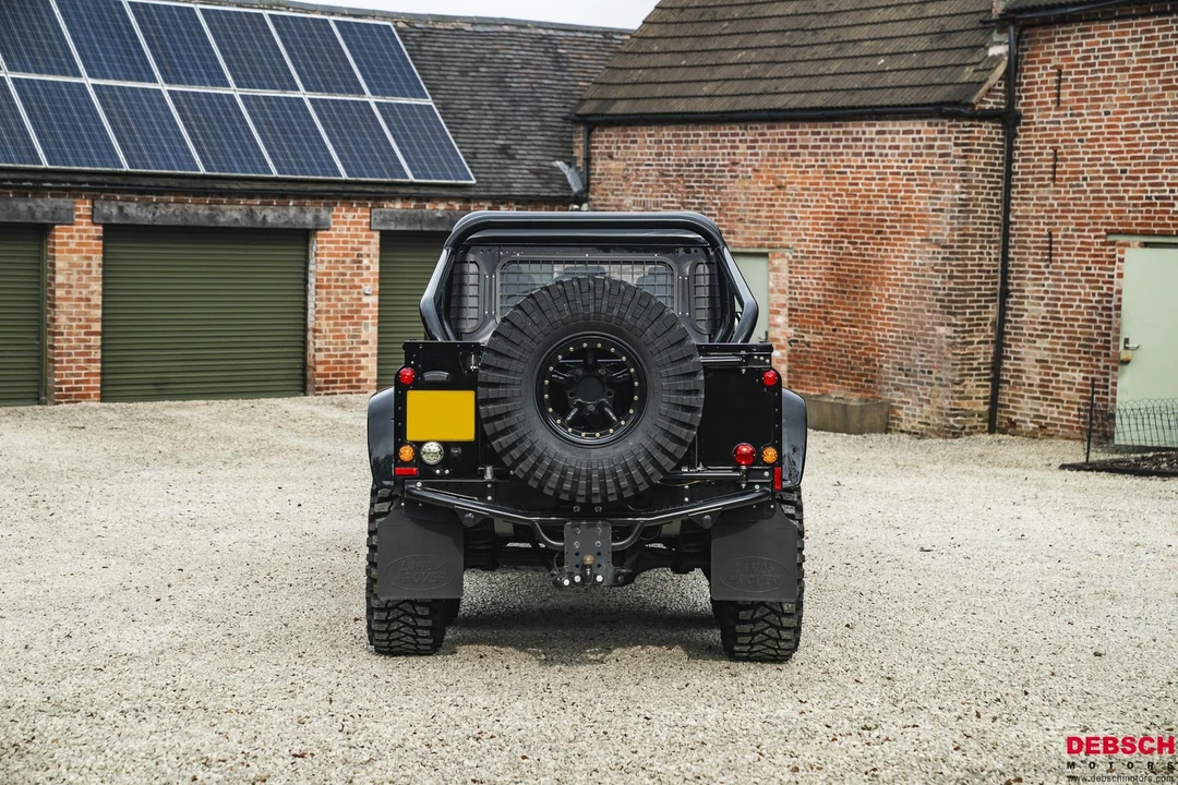 1999 Land Rover Defender 110 - Image 6 of 31