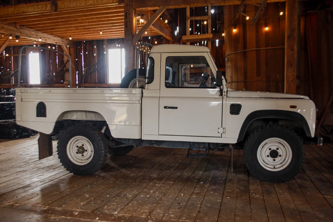 1999 Land Rover Defender 110 - Image 3 of 7