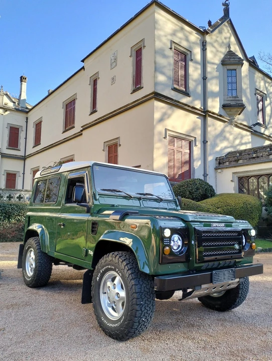 1999 Land Rover Defender - Image 8 of 21