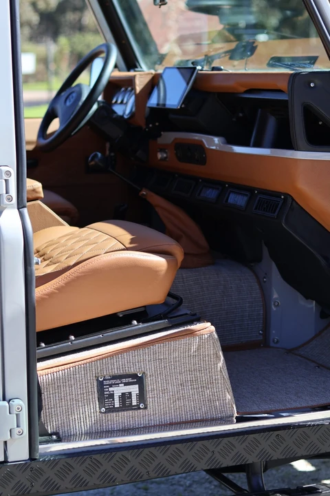 1999 Land Rover Defender - Image 14 of 21