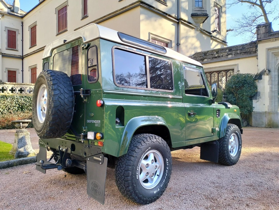 1999 Land Rover Defender - Image 6 of 21