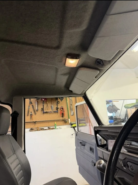 1999 Land Rover Defender 110 - Image 10 of 21