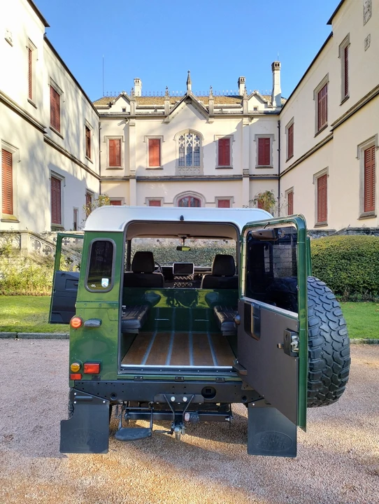 1999 Land Rover Defender - Image 12 of 21