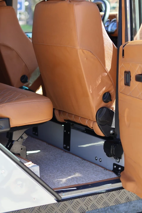 1999 Land Rover Defender - Image 20 of 21