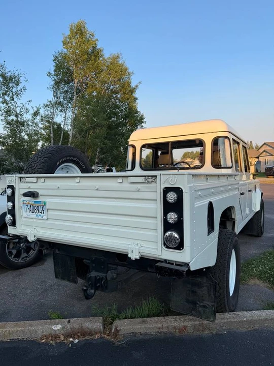 1999 Land Rover Defender 130 - Image 3 of 8