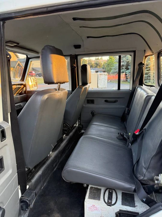 1999 Land Rover Defender 130 - Image 6 of 8