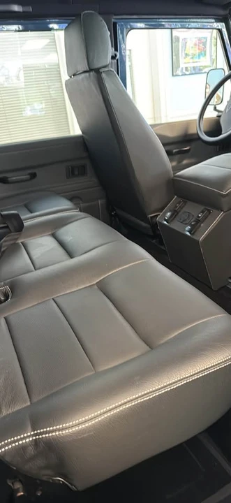 1999 Land Rover Defender 130 - Image 7 of 13