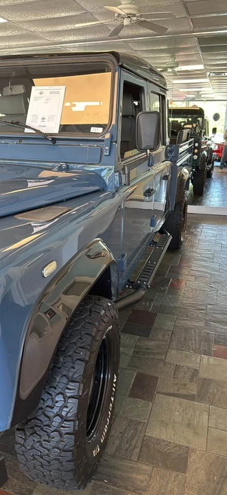 1999 Land Rover Defender 130 - Image 2 of 13