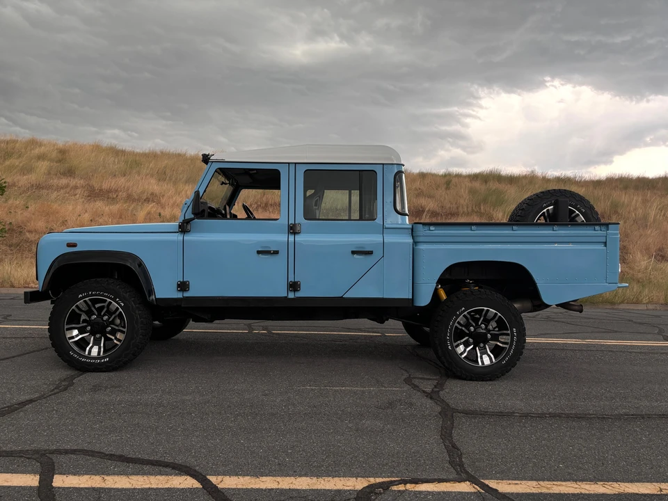 1999 Land Rover Defender 130 - Image 13 of 31