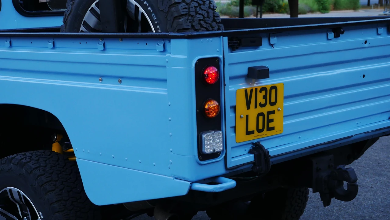 1999 Land Rover Defender 130 - Image 31 of 31