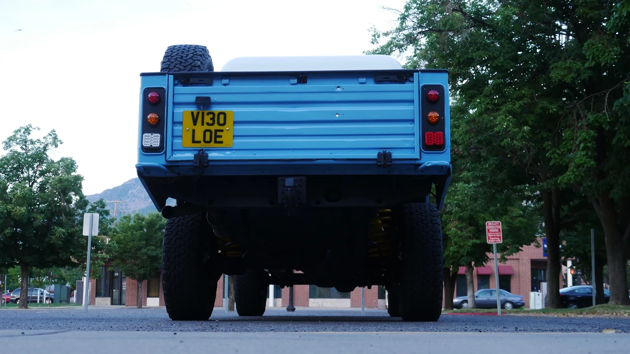 1999 Land Rover Defender 130 - Image 16 of 31
