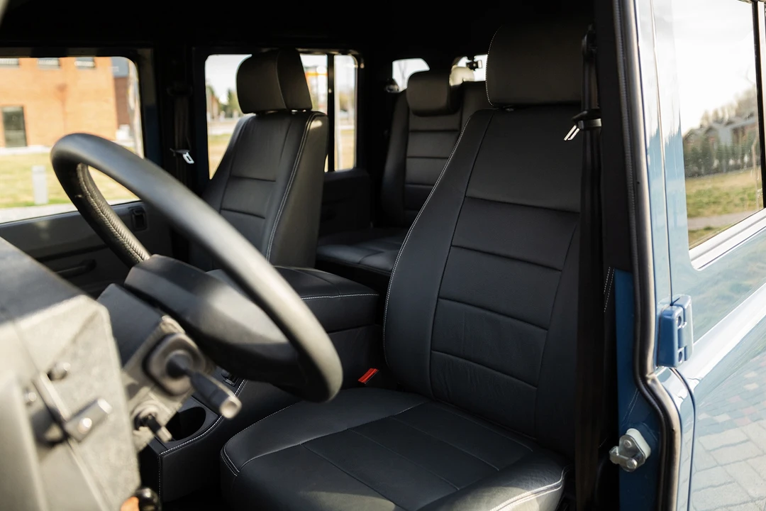 1999 Land Rover Defender 130 - Image 11 of 15