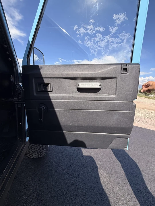 1999 Land Rover Defender 130 - Image 30 of 31