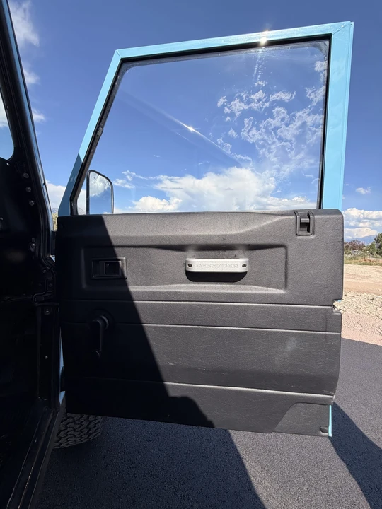 1999 Land Rover Defender 130 - Image 29 of 31