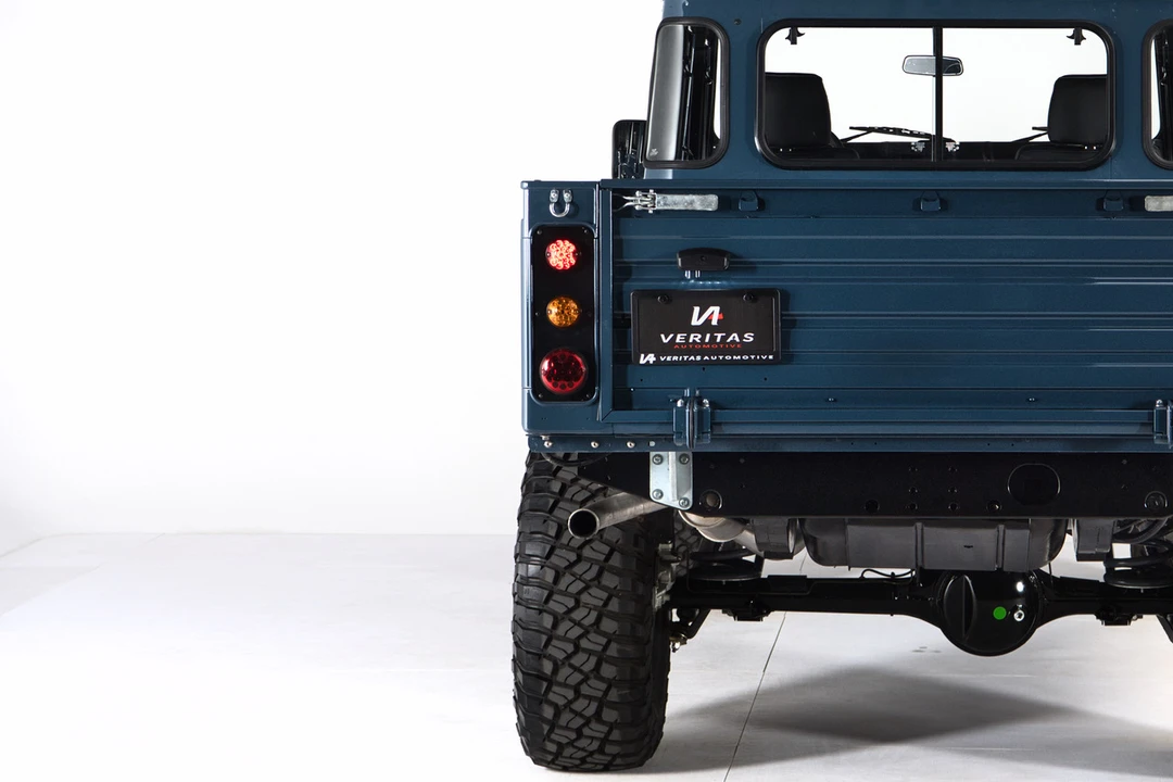 1999 Land Rover Defender 130 - Image 24 of 31