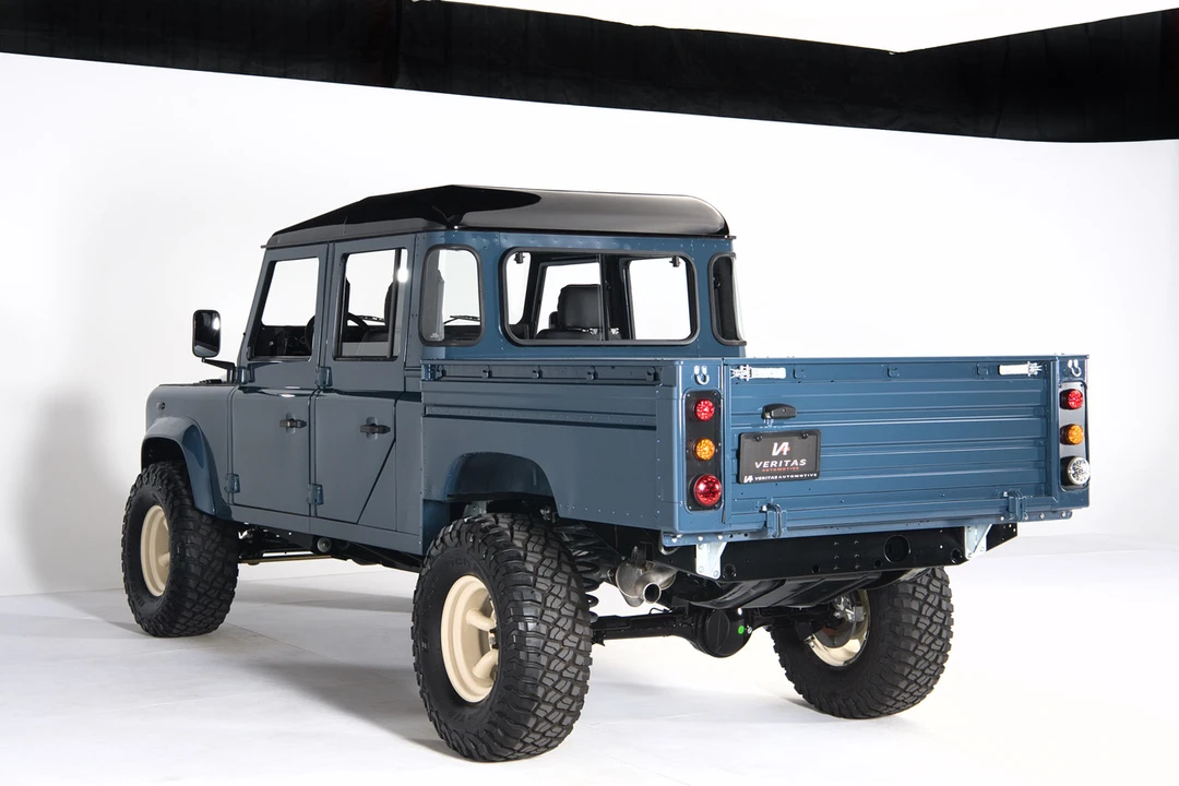 1999 Land Rover Defender 130 - Image 13 of 31