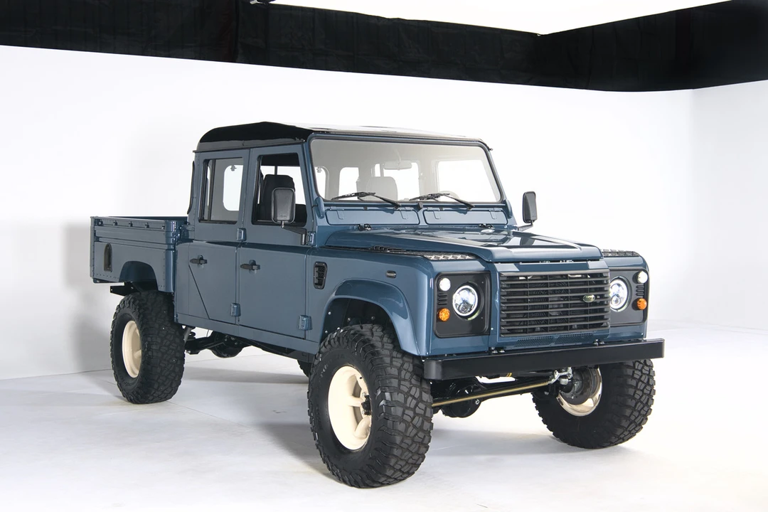 1999 Land Rover Defender 130 - Image 6 of 31