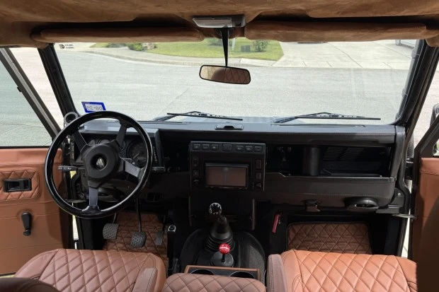 1999 Land Rover Defender 130 - Image 5 of 8