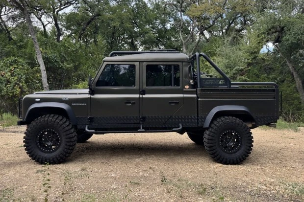 1999 Land Rover Defender 130 - Image 3 of 8