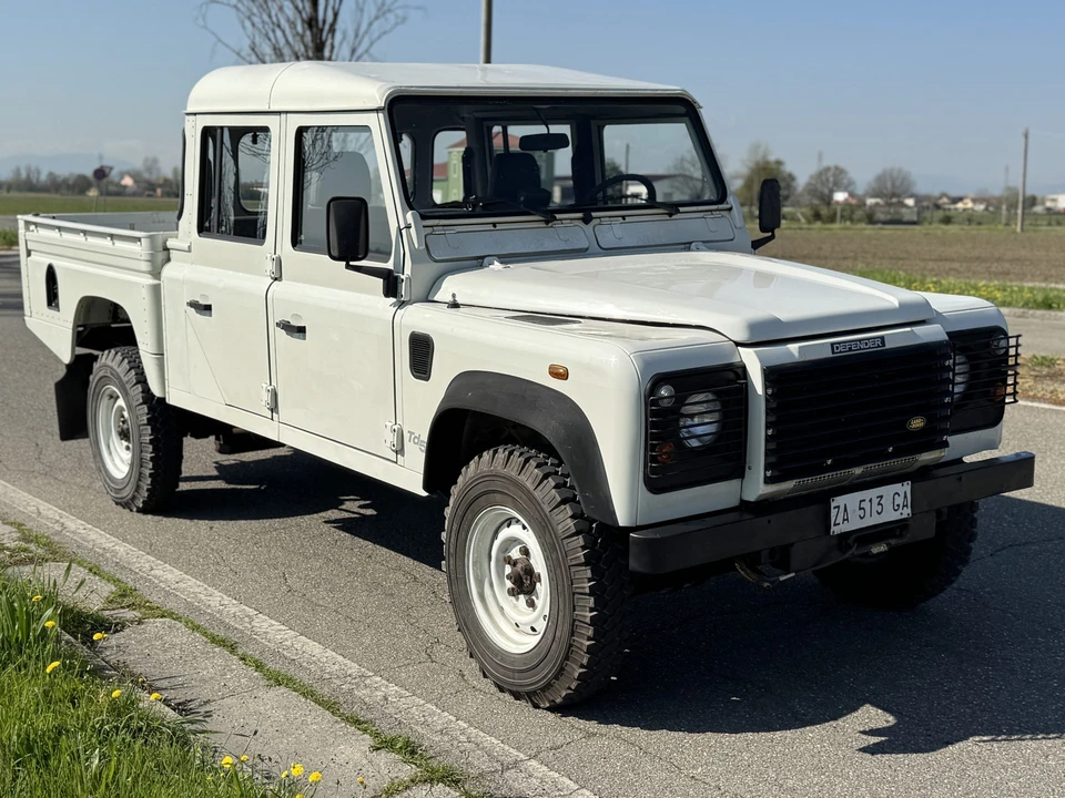 1999 Land Rover Defender 130 - Image 10 of 31