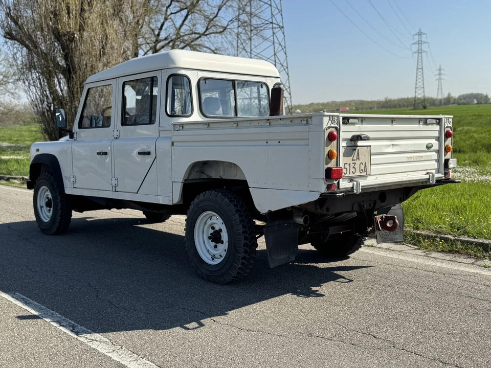 1999 Land Rover Defender 130 - Image 16 of 31