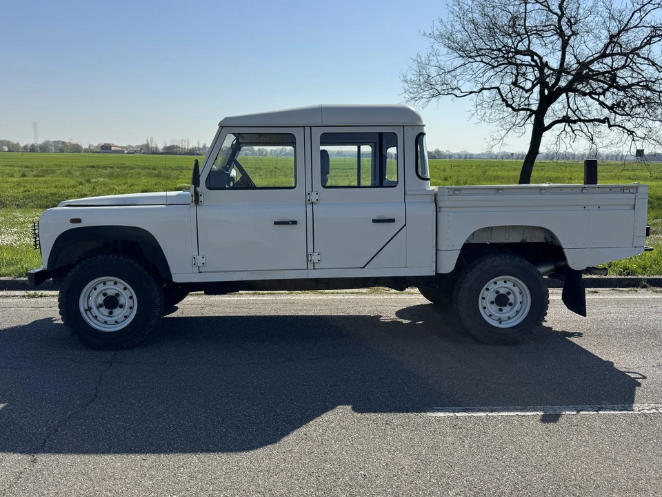 1999 Land Rover Defender 130 - Image 18 of 31