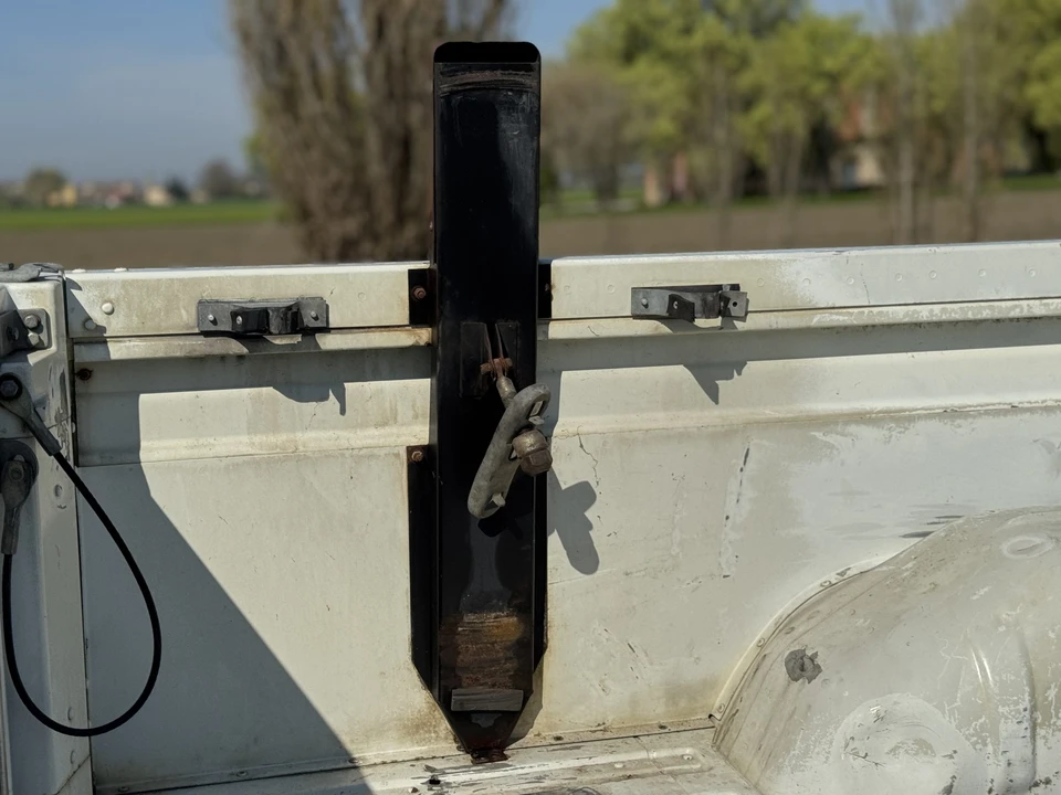 1999 Land Rover Defender 130 - Image 25 of 31