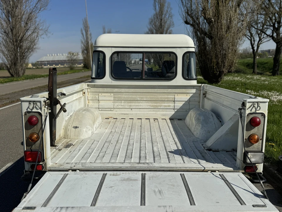 1999 Land Rover Defender 130 - Image 23 of 31
