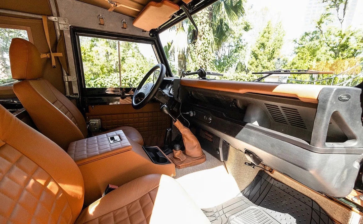 1999 Land Rover Defender - Image 23 of 31