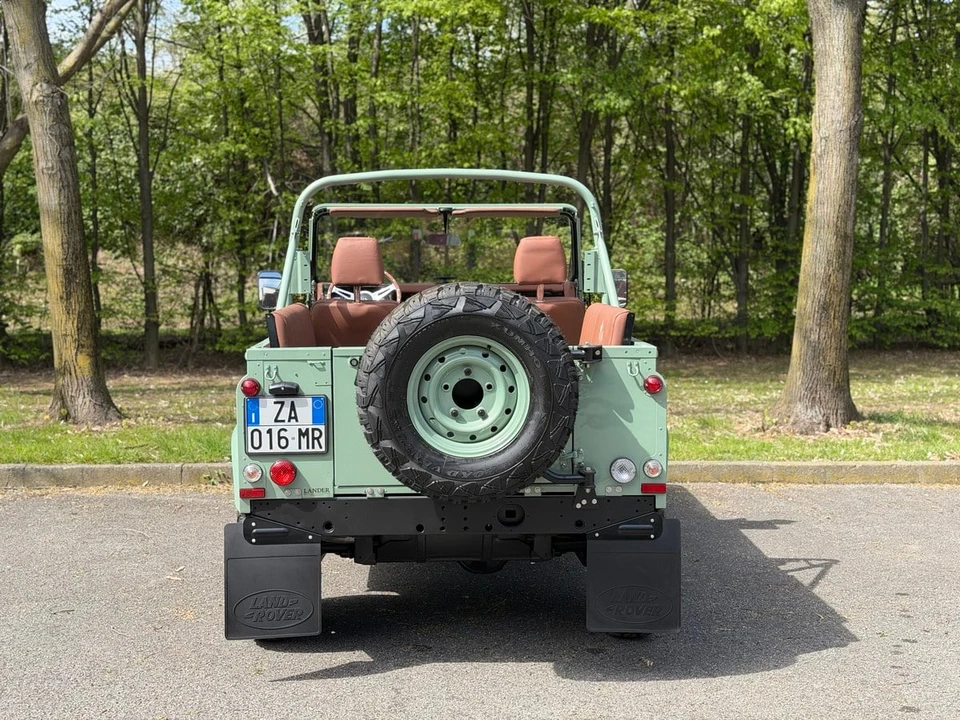 1999 Land Rover Defender 90 - Image 5 of 31