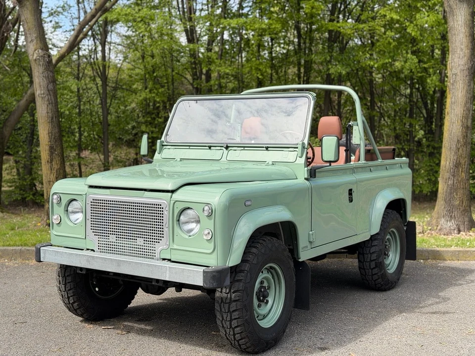 1999 Land Rover Defender 90 - Image 13 of 31