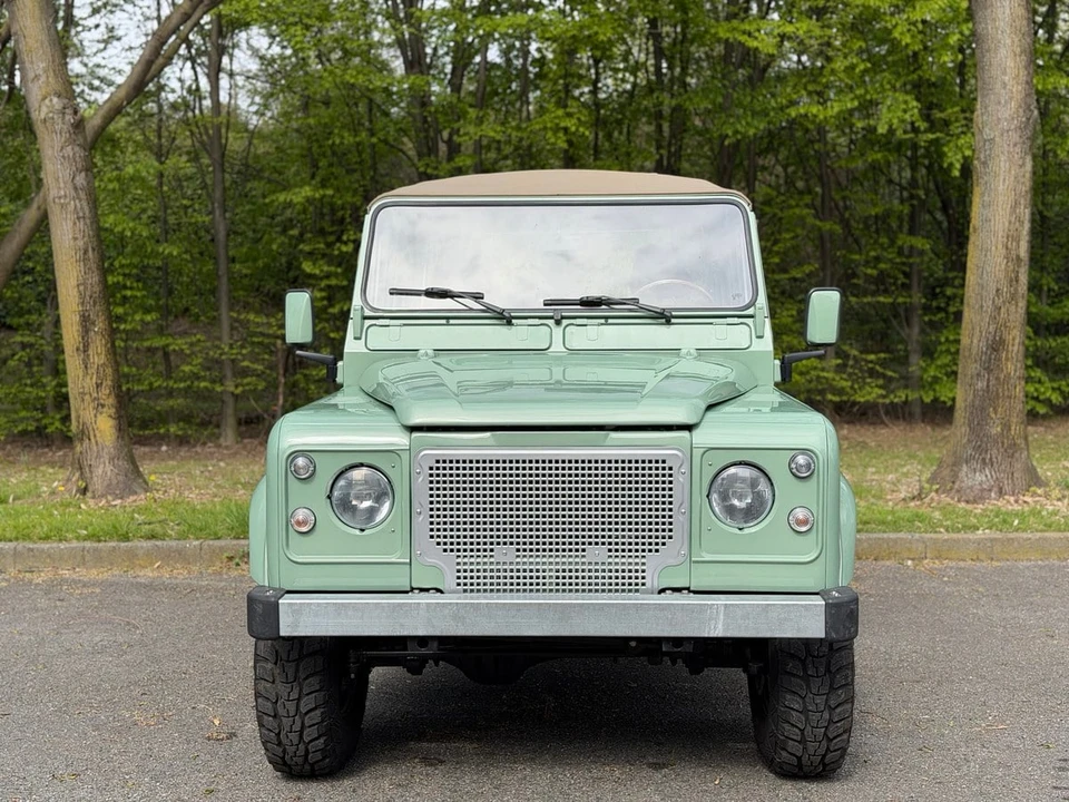 1999 Land Rover Defender 90 - Image 18 of 31