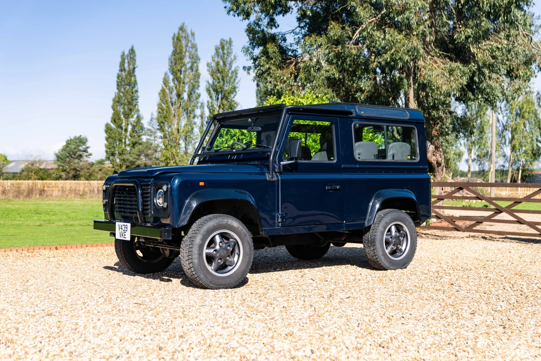 1999 Land Rover Defender 90 - Image 13 of 31