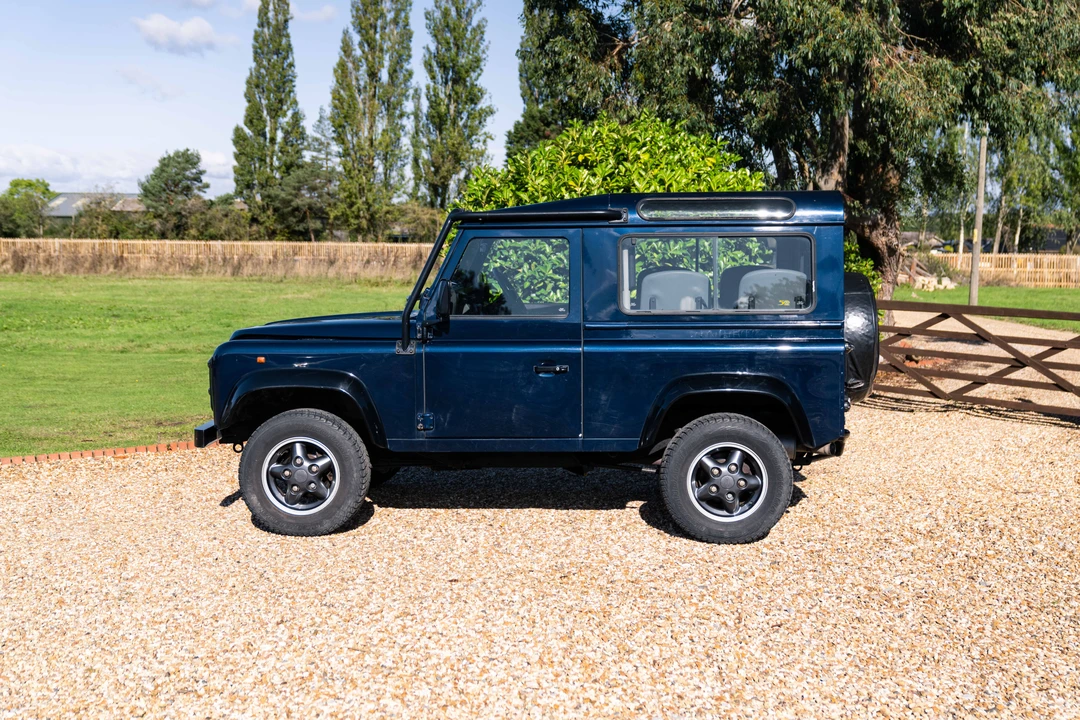 1999 Land Rover Defender 90 - Image 4 of 31