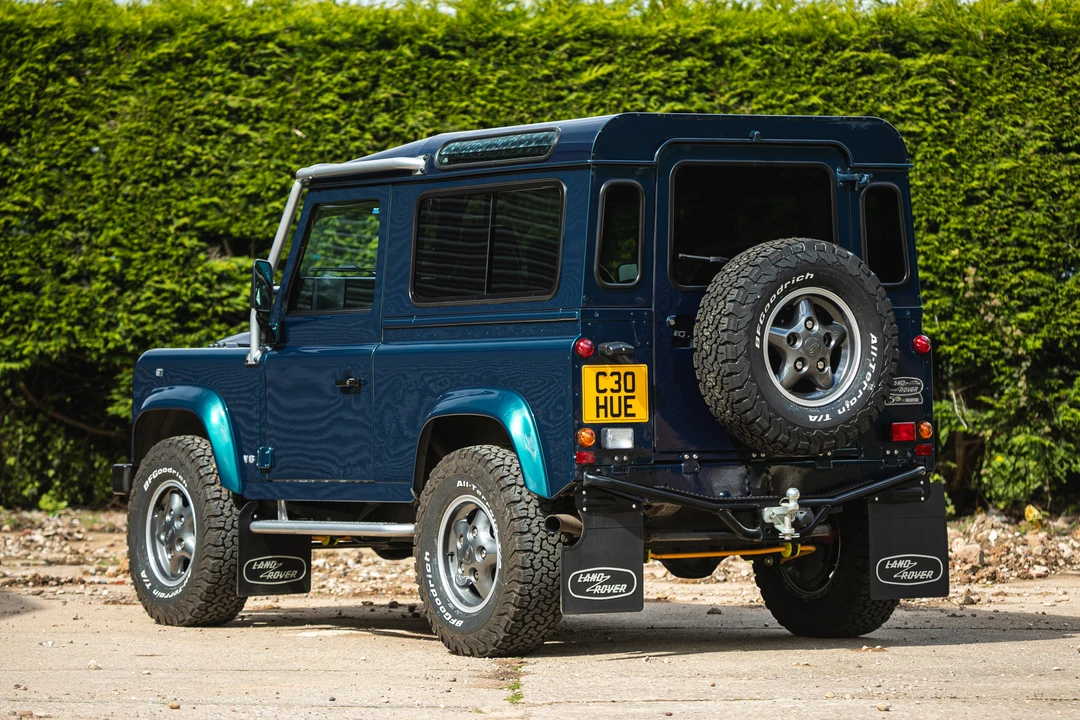 1999 Land Rover Defender 90 - Image 6 of 31