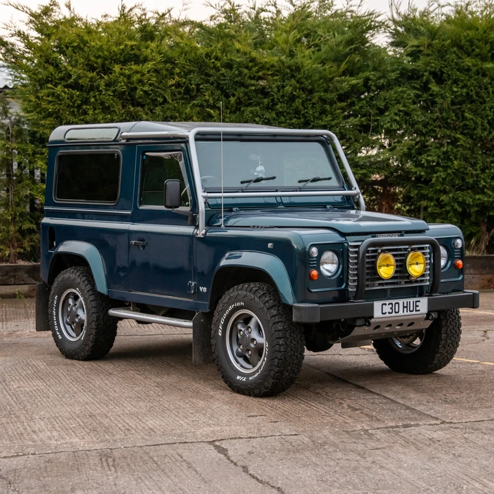 1999 Land Rover Defender 90 - Image 9 of 31