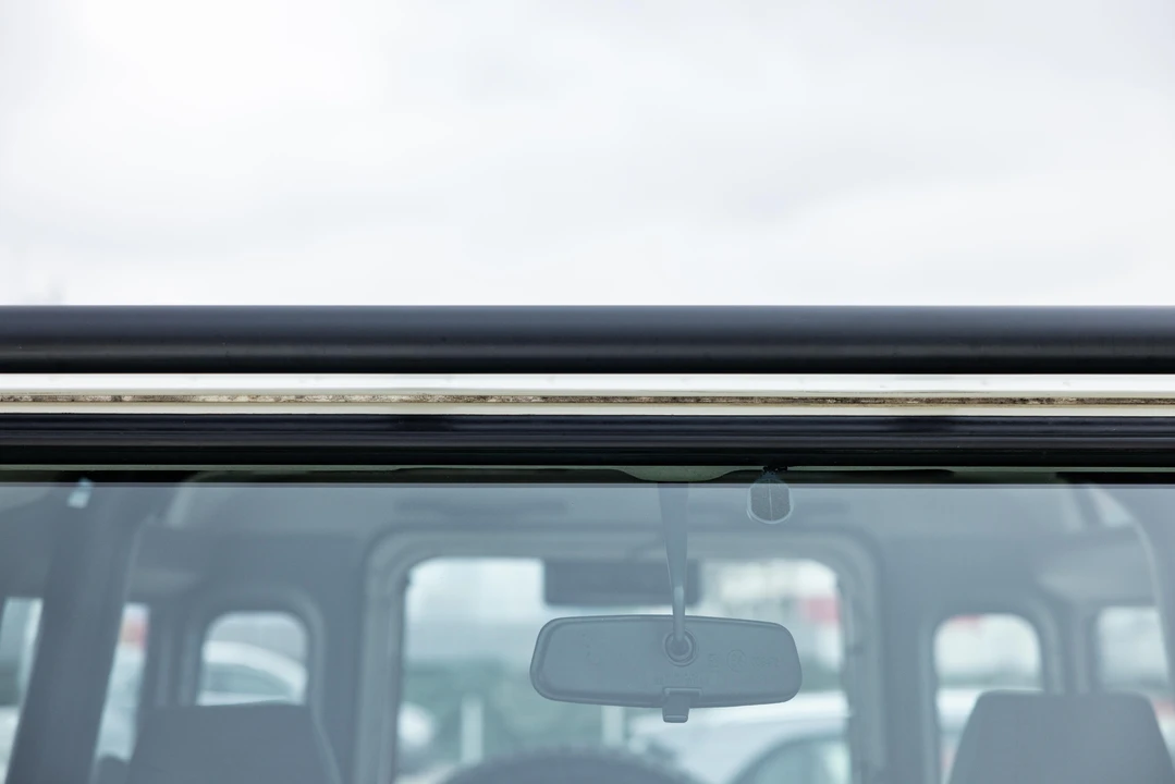 1999 Land Rover Defender 90 - Image 29 of 31