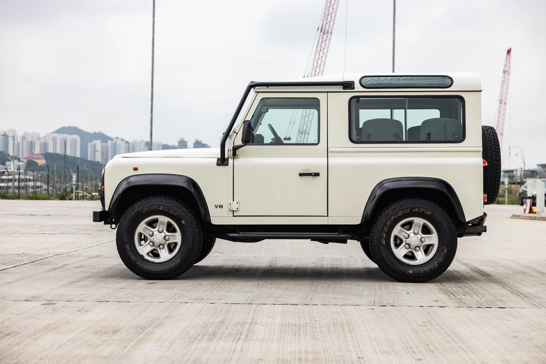 1999 Land Rover Defender 90 - Image 4 of 31