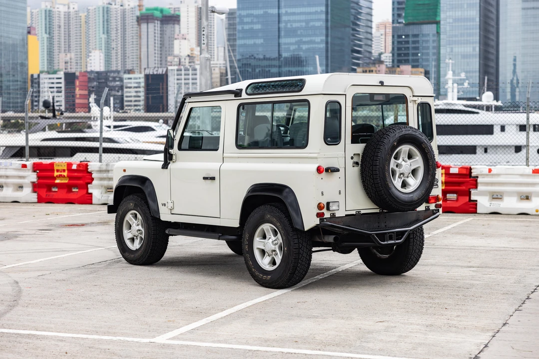 1999 Land Rover Defender 90 - Image 5 of 31