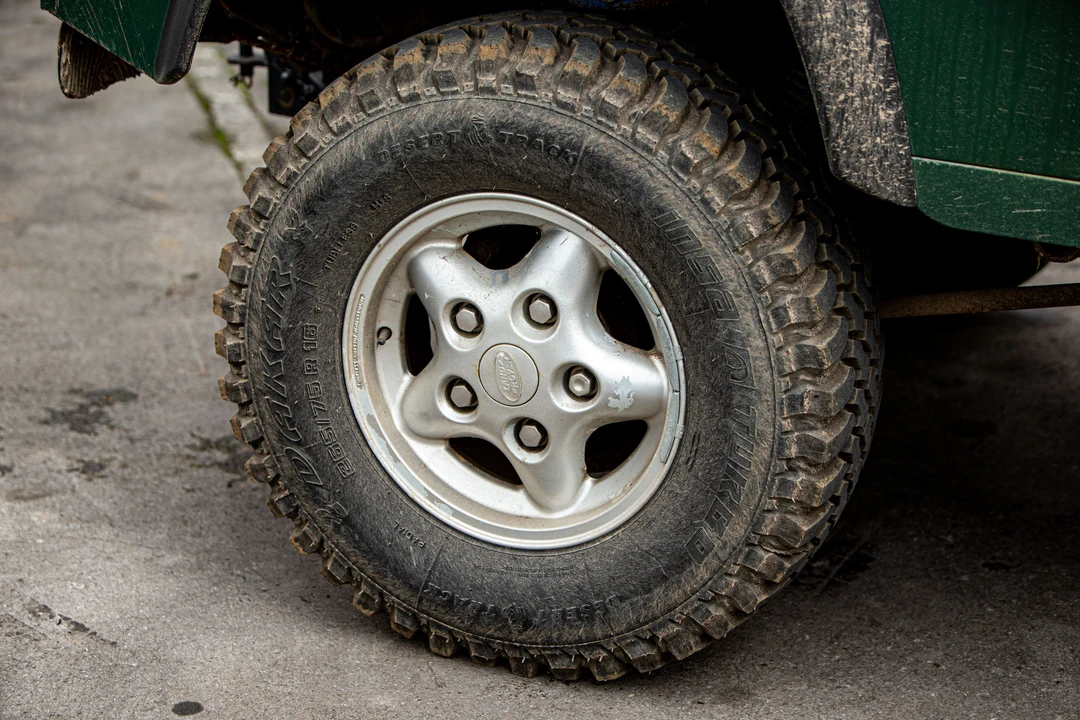 1999 Land Rover Defender 90 - Image 7 of 22