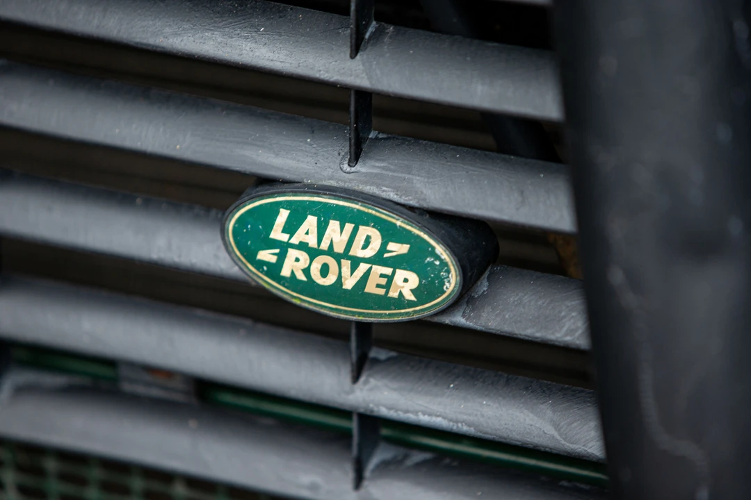 1999 Land Rover Defender 90 - Image 9 of 22