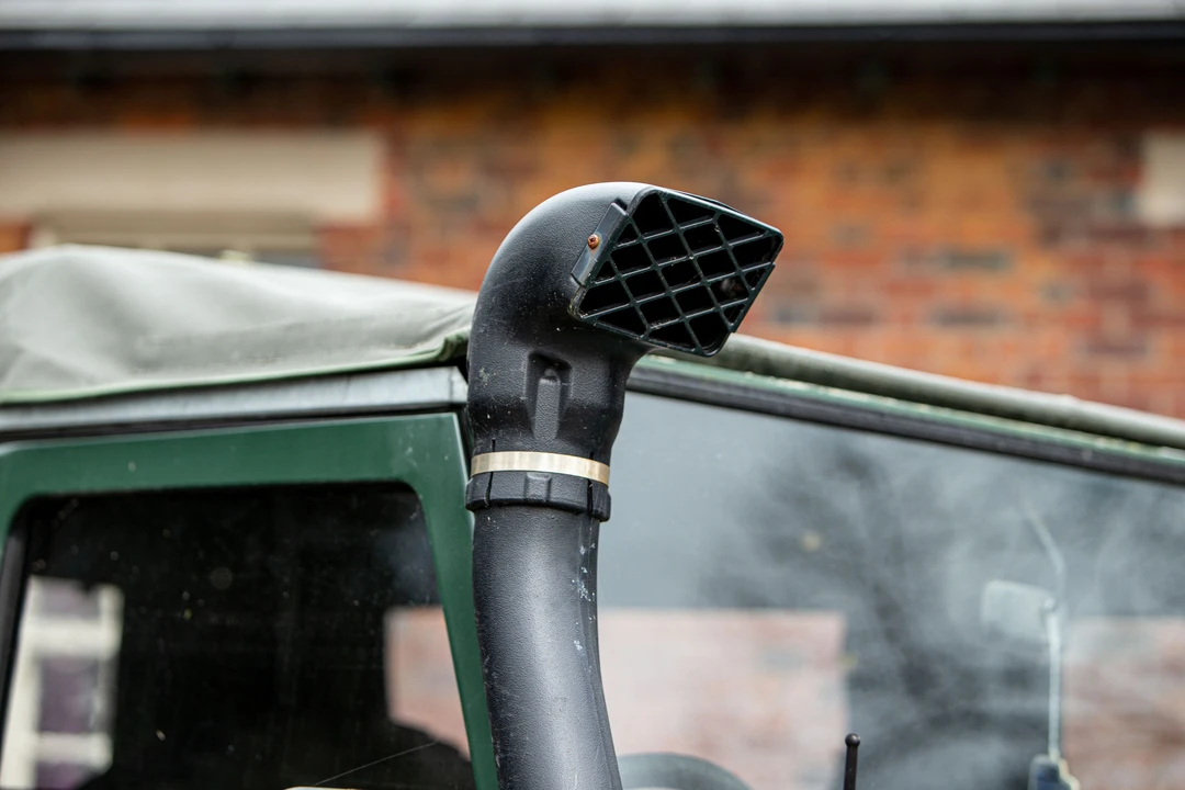 1999 Land Rover Defender 90 - Image 8 of 22