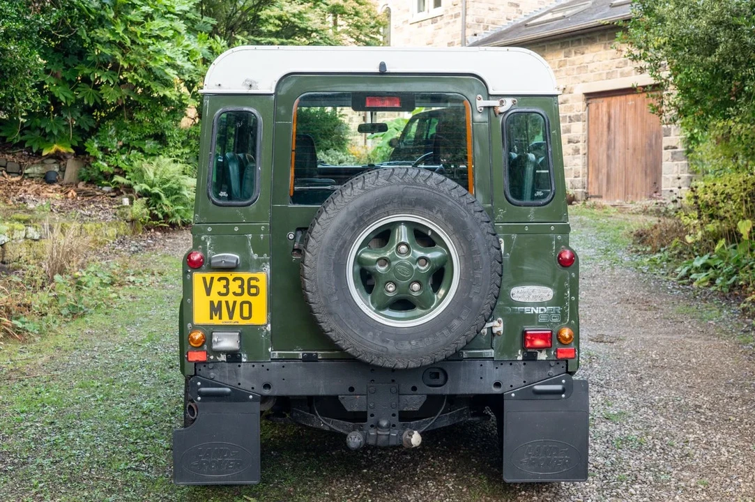 1999 Land Rover Defender 90 - Image 7 of 30