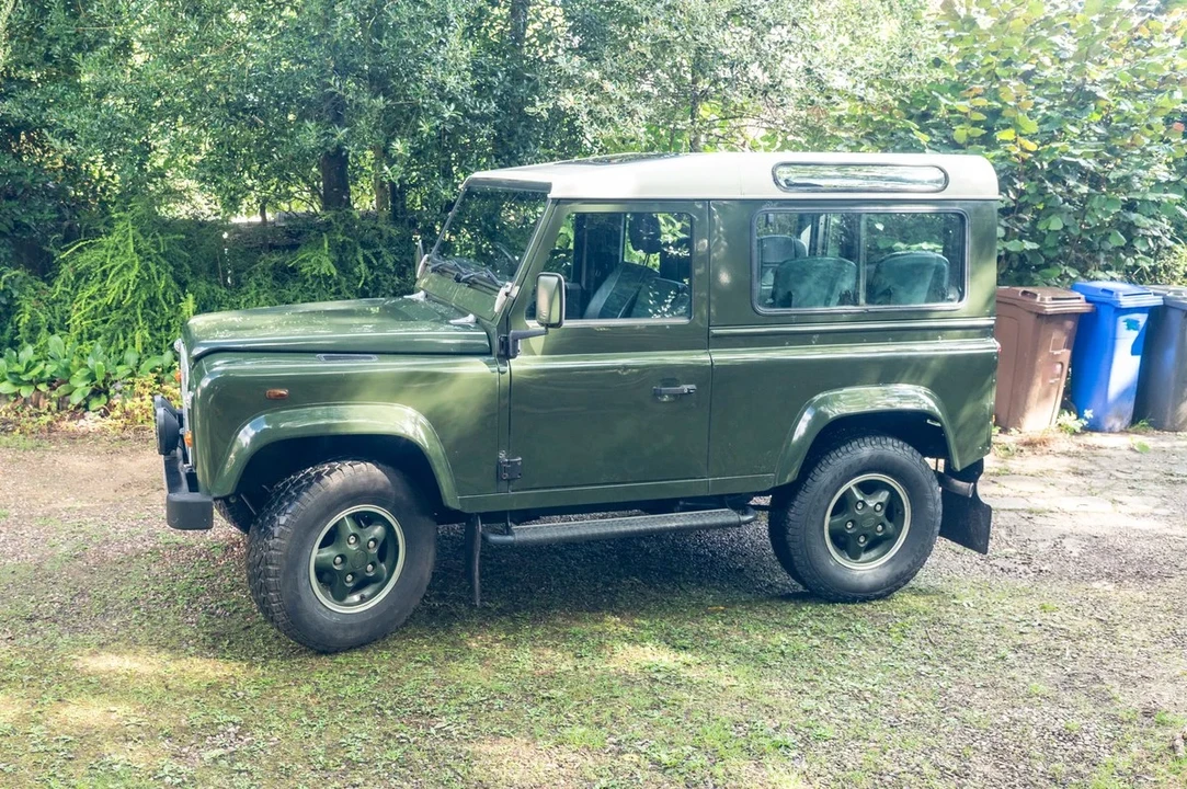 1999 Land Rover Defender 90 - Image 12 of 30