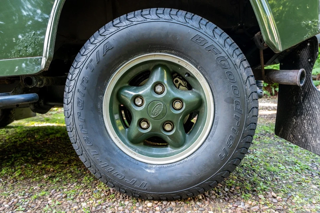 1999 Land Rover Defender 90 - Image 16 of 30