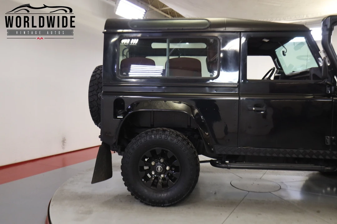 1999 Land Rover Defender 90 - Image 9 of 12