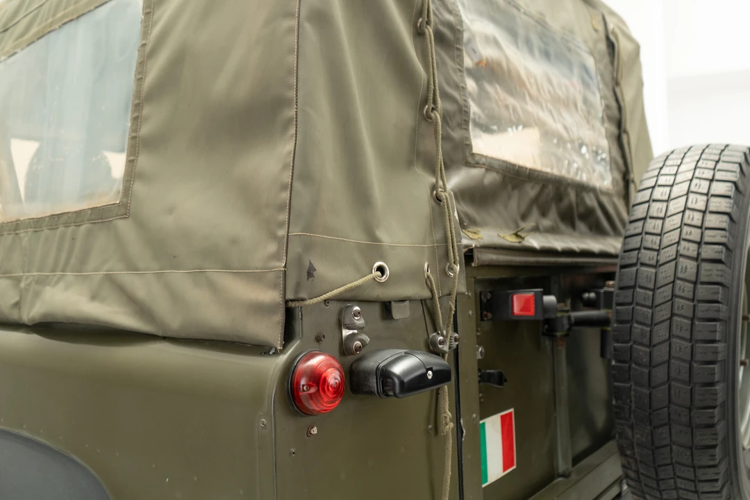 1999 Land Rover Defender 90 - Image 30 of 31