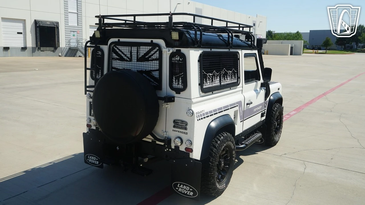 1999 Land Rover Defender 90 - Image 13 of 21