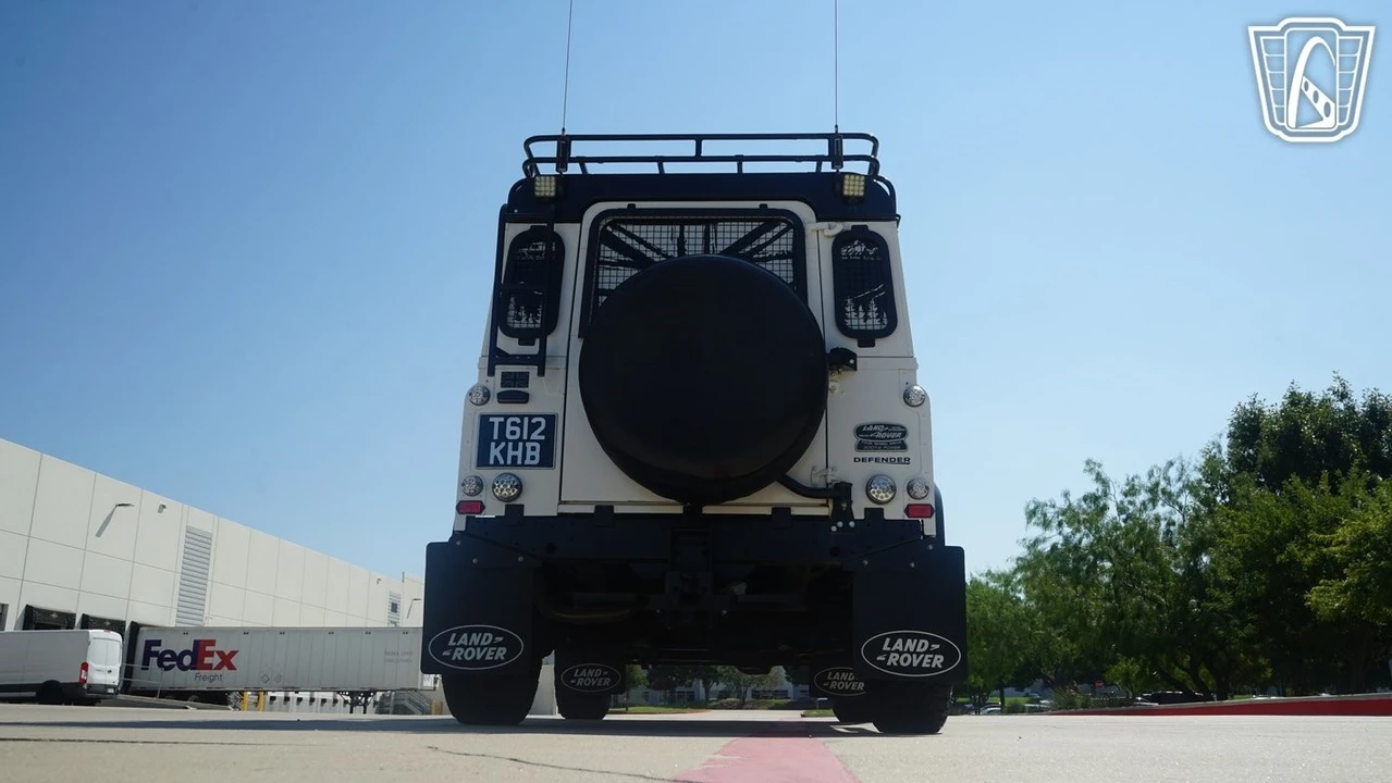 1999 Land Rover Defender 90 - Image 12 of 21