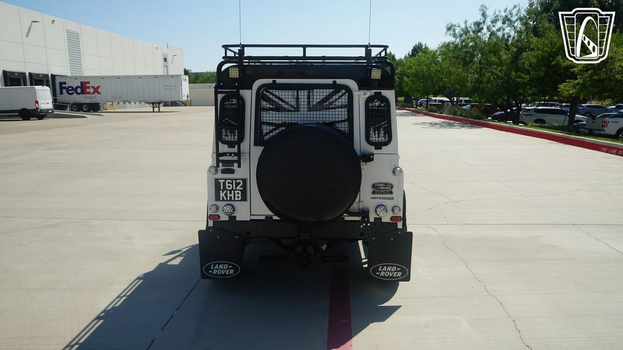 1999 Land Rover Defender 90 - Image 10 of 21